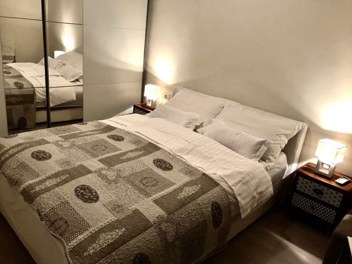Apartment Julia Split Bagian luar foto