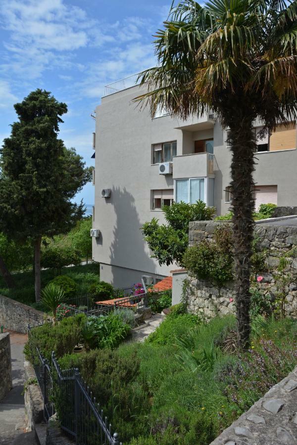 Apartment Julia Split Bagian luar foto